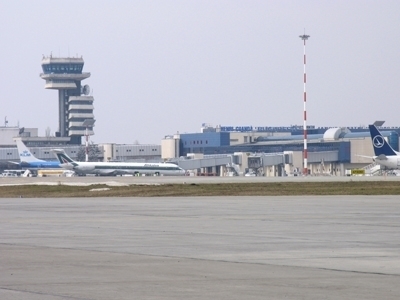 Un român care a văzut 88 de țări: "Pe Otopeni zici că ai ajuns în Africa"