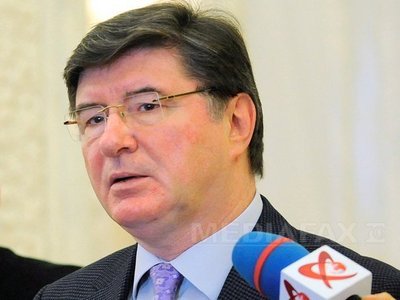 Cristian David, vehiculat pentru ministru de Interne, iar Chelaru, la Administrație - surse