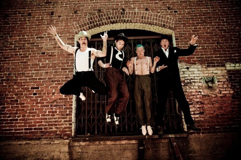 Ce vor sa faca Red Hot Chili Peppers in ziua concertului de la Bucuresti. Asculta aici noul lor album