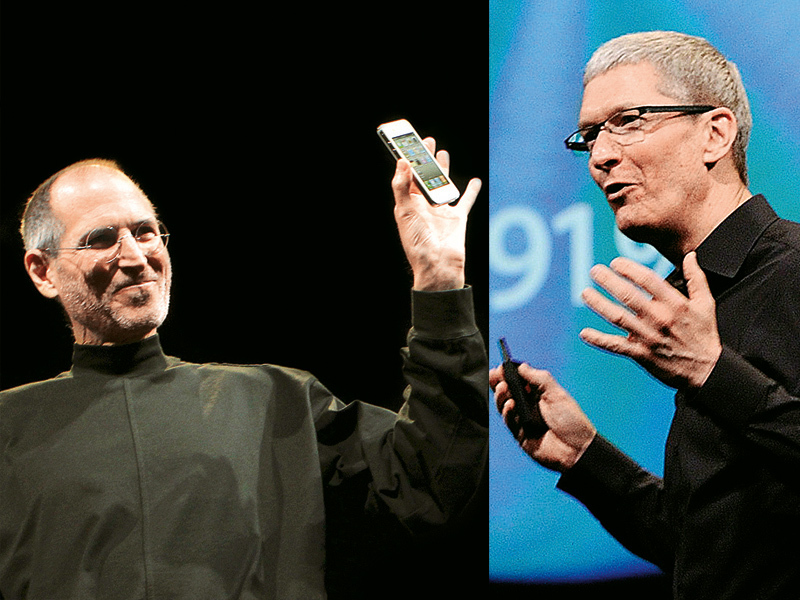 iShow:  Steve Jobs  vs.  Tim Cook
