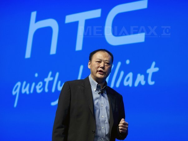 HTC a prezentat două smartphone-uri. Ce caracteristici au noile telefoane