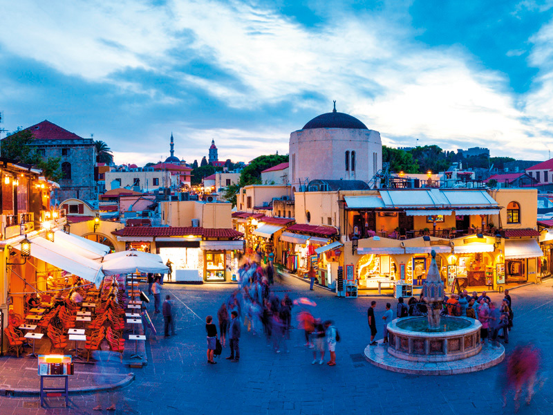 Rhodos, între modern și istorie. Kalimera!