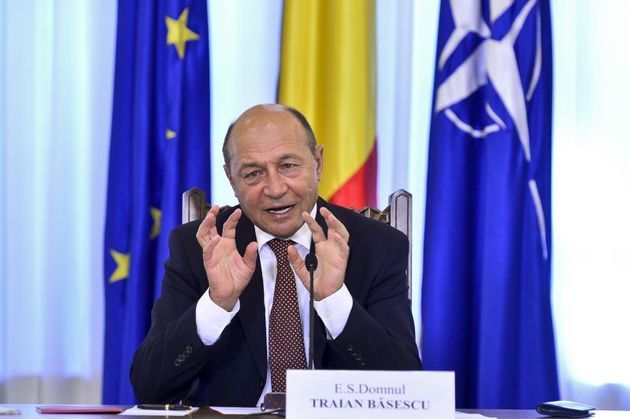Băsescu, la lansarea "Istoriei comunismului": "Dacă am avut un merit, a fost că am cedat în fața inteligenței"