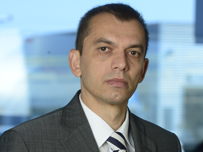 Diaconu, Porsche București Nord: 2013 va fi pentru piața auto la fel de slab ca 2012