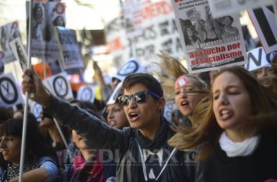 Mii de elevi și studenți au protestat în Spania, denunțând reducerea fondurilor pentru educație