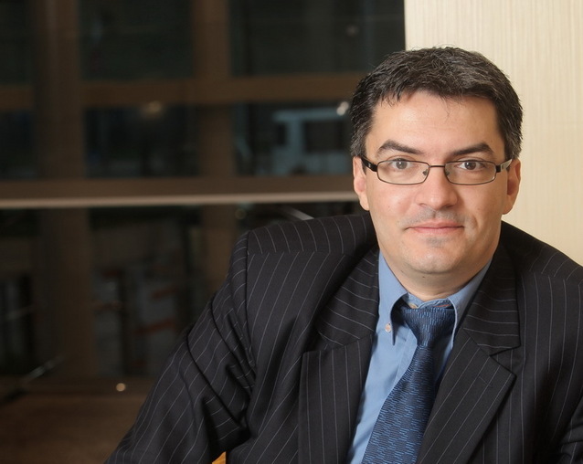100 TINERI MANAGERI DE TOP - Milan Radin, Drogerie Markt