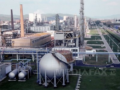 Secretar de stat: Oltchim a fost repornit cu avansuri date de clienții combinatului chimic