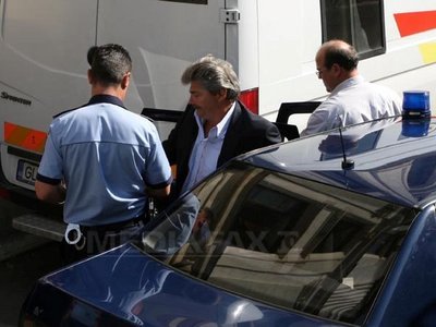 Sorin Ovidiu Vîntu, condamnat la doi ani de ÎNCHISOARE CU EXECUTARE pentru favorizarea lui Popa