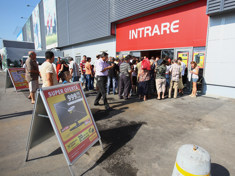 Altex și Media Galaxy au înregistrat vânzări de două milioane de euro de Black Friday