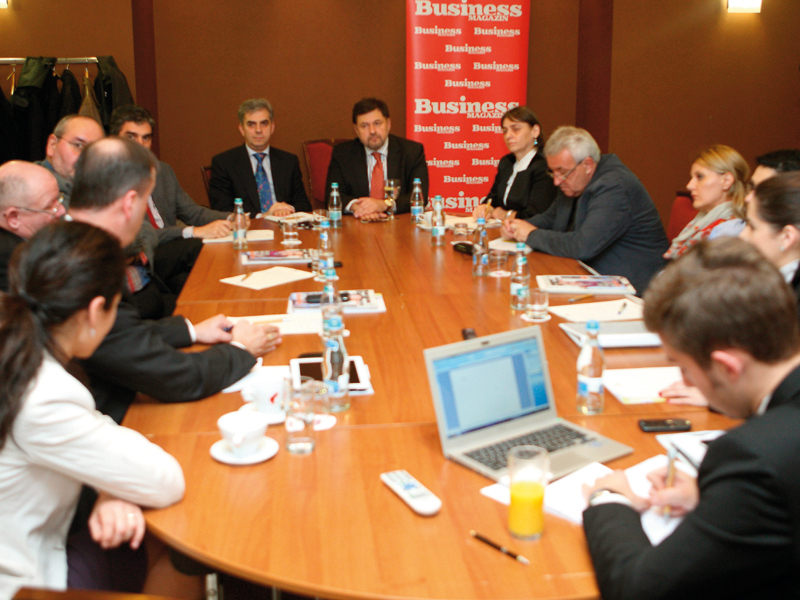 Club Business Magazin: Medicamente noi, moravuri vechi