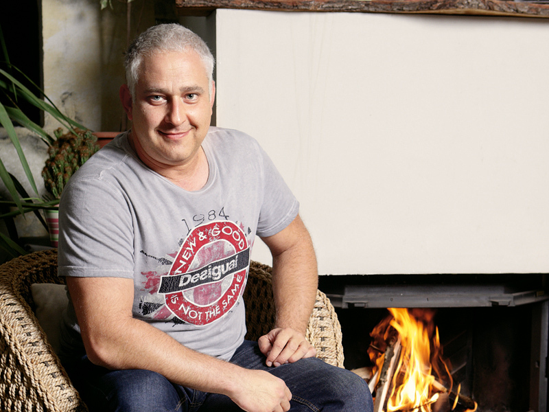 Afacere „la cald" cu un magazin online de șeminee