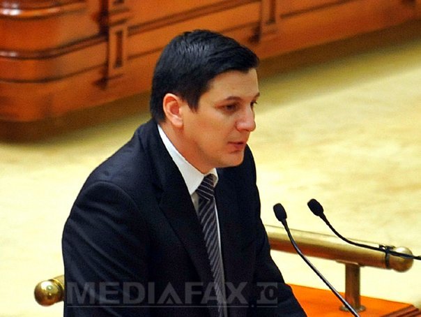 Trășculescu "a tocmit" oameni să-i supravegheze întâlnirile. Anchetatorii DNA, urmăriți de oameni angajați de fostul deputat