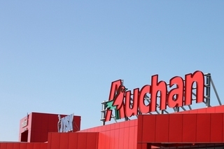 Acordul pentru preluarea magazinelor Real de către Auchan va fi anunțat în următoarele zile -surse