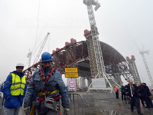 Nou sarcofag la Cernobîl: Structura care va avea 29.000 de tone și 110 metri înălțime va proteja reactorul accidentat al centralei nucleare