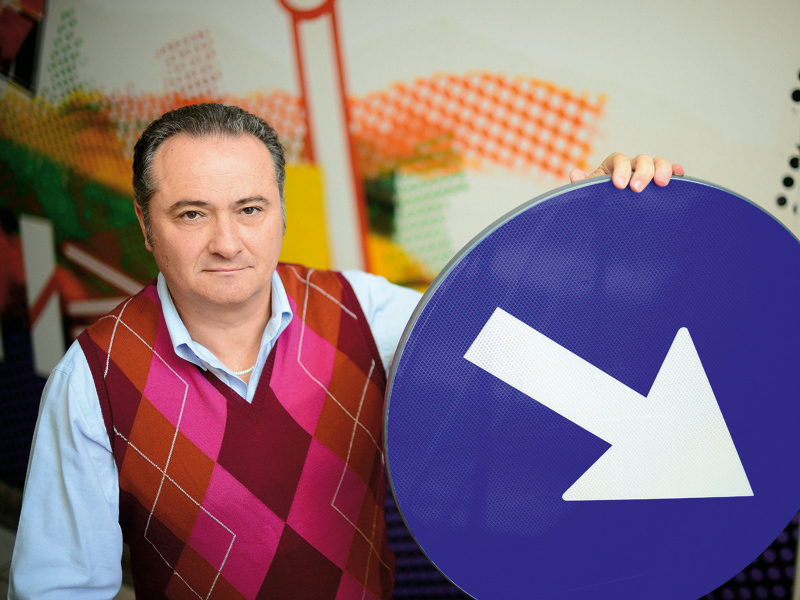 Regele sensului unic. Povestea de zece milioane de euro pe an a lui Radu Spirea