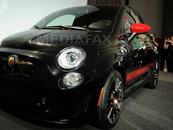 Prima versiune electrică a unui Fiat 500 va fi prezentată la Los Angeles
