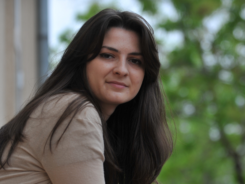 100 TINERI MANAGERI DE TOP - Laura Iane, Saatchi & Saatchi