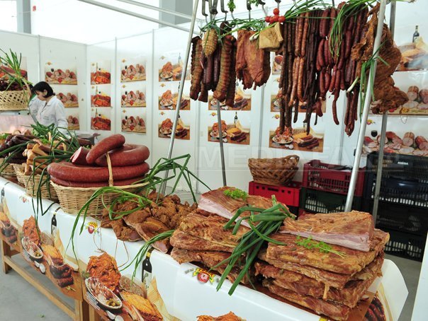 Ministerul Agriculturii obligă doar producătorii să se înscrie în registrul alimentar. De importatori a uitat
