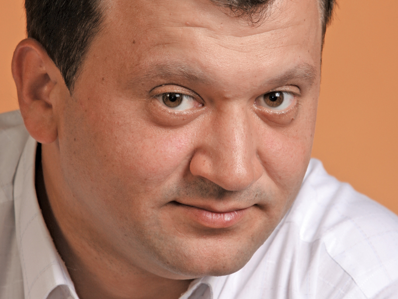 Raul Ciurtin este antreprenorul care a transformat o fabrică falimentară într-o companie care se luptă cu multinaționale
