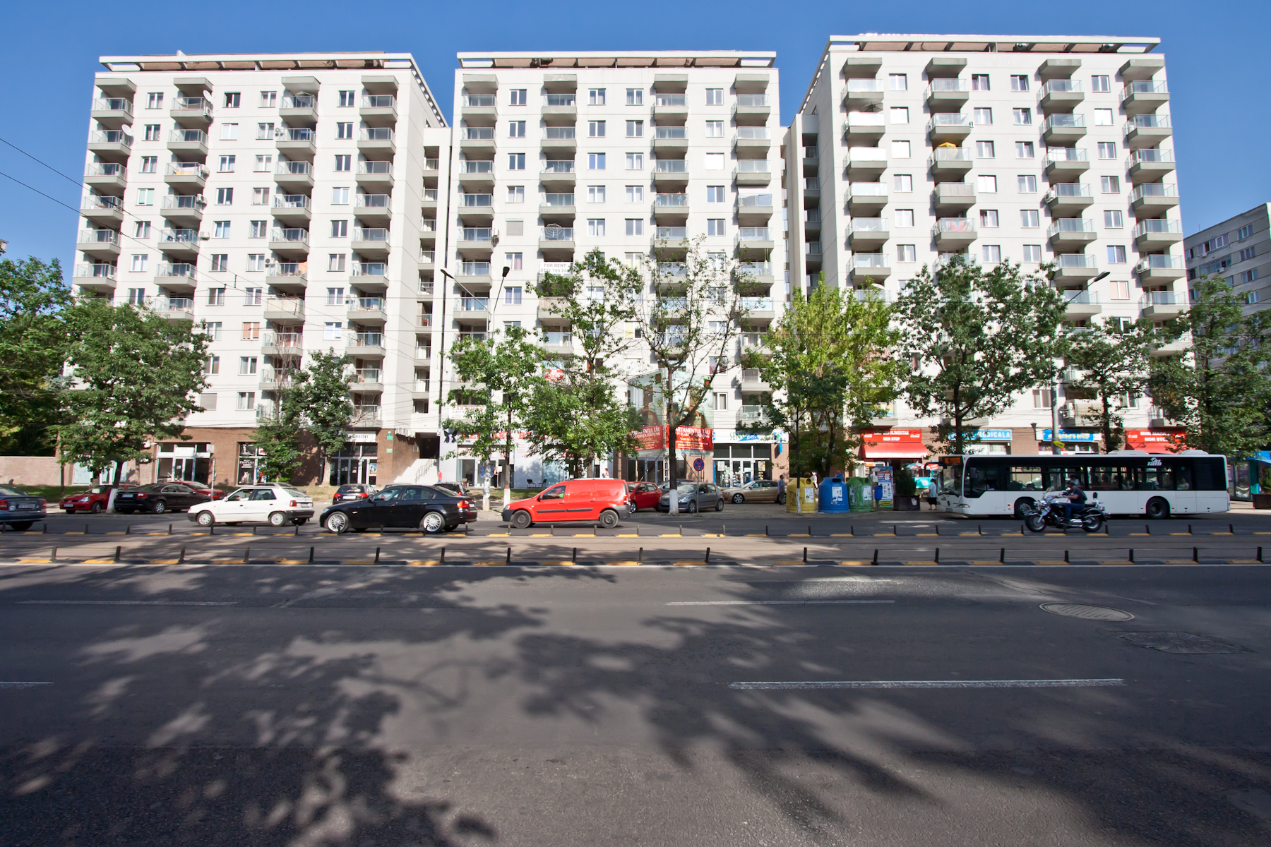 În cinci luni au fost vândute 50 de apartamente în Rose Garden