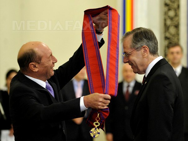 Gitenstein: Românii își doresc o țară și instituții puternice și independente