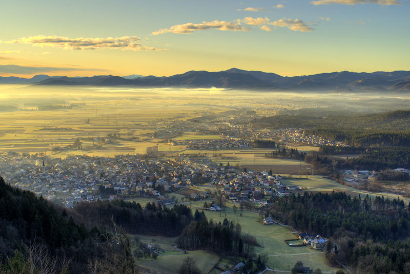 Poza zilei: muntele singuratic din Slovenia