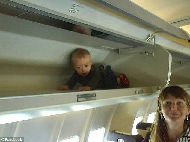 Urșii panda călătoresc la business class