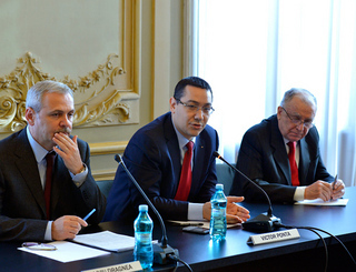 Mediul de afaceri: Simplificați structura guvernamentală, nu inventați mai mulți miniștri și mai multe ministere