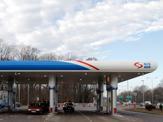 NIS și-a făcut echipă de conducere locală din foști șefi la Petrom