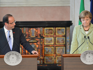 Merkel vs. Hollande: prudență contra expansiune, austeritate contra promisiune. Pe ce drum va merge Europa pentru a ieși din criză și recesiune?