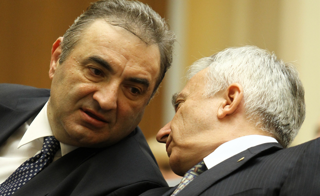 Isărescu: Salariile de la ASF vor fi plafonate în funcție de venituri