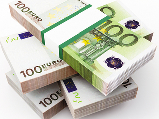 Rezerva valutară a BNR a scăzut luna trecută la 31,2 miliarde de euro