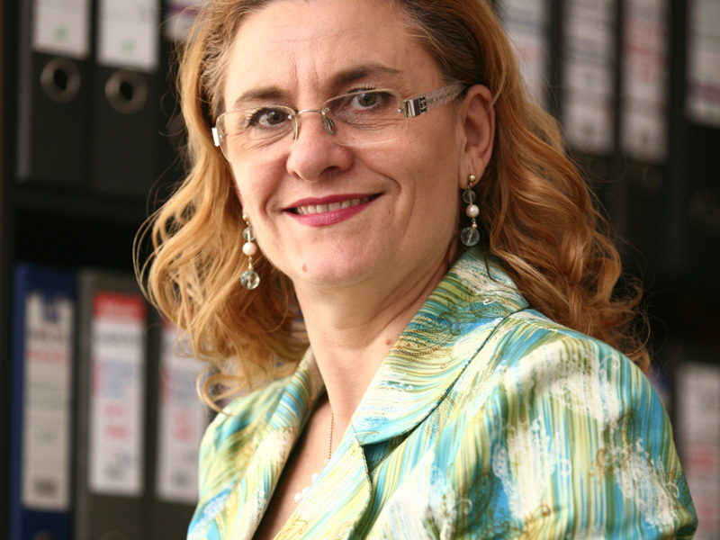 Cine este Maria Grapini, ministrul IMM-urilor, turismului și mediului de afaceri