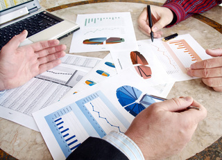 Deloitte: România s-ar putea confrunta cu o criză de specialiști în domeniul financiar