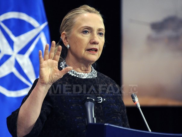 Hillary Clinton menționează România între țări ale căror guverne contracarează "agresiv" opoziția