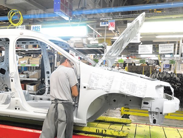Producătorii de autoturisme se așteaptă ca piața auto din Germania să scadă anul viitor