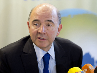 Eurogroup: Lupta ascunsă pentru control în zona euro. „Românul“ francez Pierre Moscovici este favorit