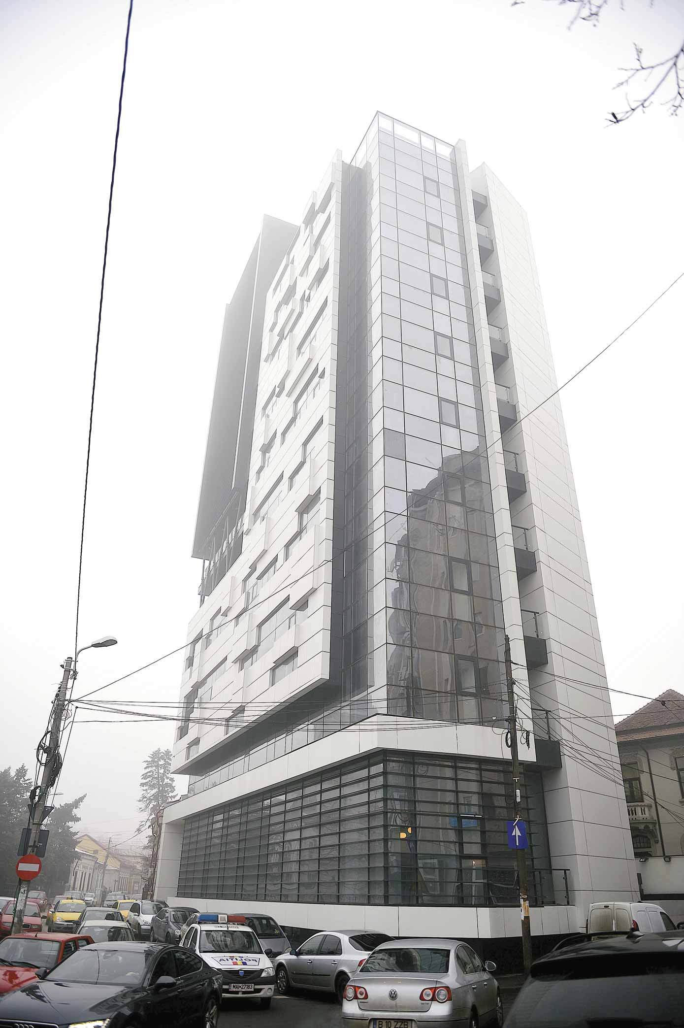 Ministrul Liviu Dragnea a luat la Dezvoltare un turn de 11 etaje situat lângă Piața Unirii