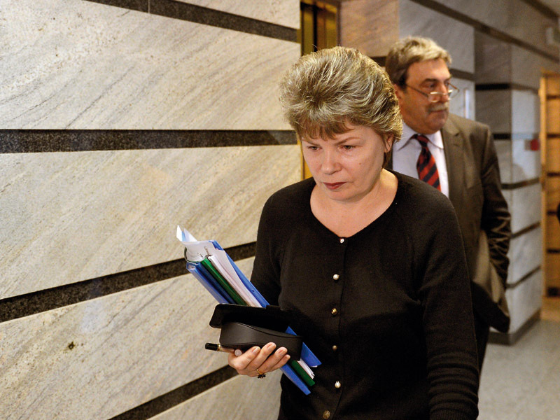 O jucărie pe care toți copiii încearcă s-o strice: ciocănelul justiției