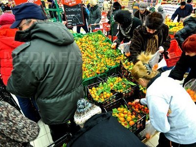 Trei din patru români cred că prețurile vor crește în acest an