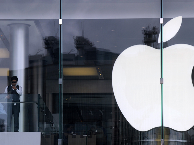 Apple anunță rezultate record, dar investitorii se tem că fără Jobs compania nu mai poate crește