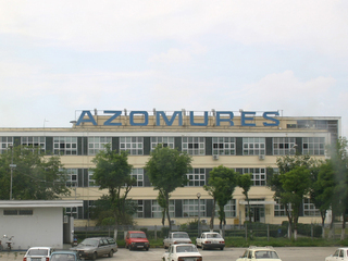 Cei 2.700 de angajați de la Azomureș primesc 100 de lei în plus la salariu