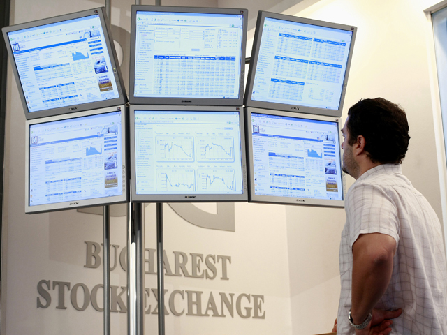 Investitorii se țin scai de acțiunile lichide
