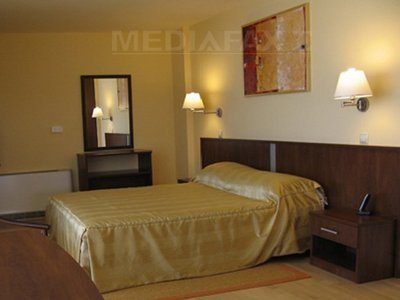 EXCLUSIV - Camera Deputaților: O zi la hotel pentru un deputat, de la 235 la 190 de lei, între opțiuni - Hotel Rin