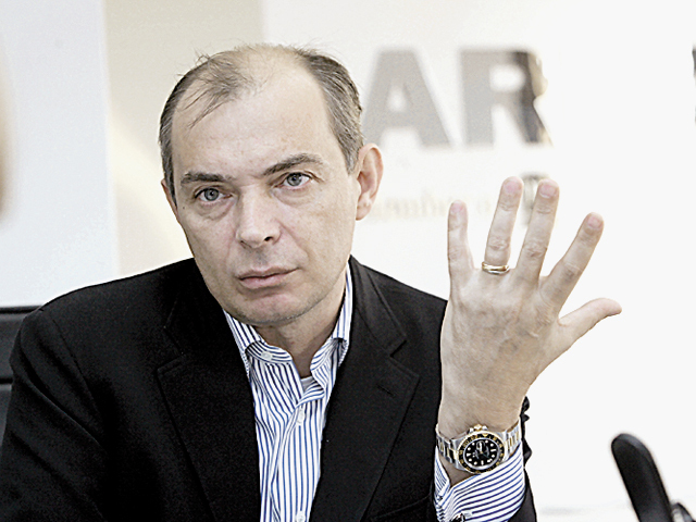 La ce bănci își ține averea cel mai important om din Asigurările din România