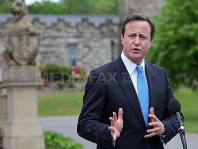 David Cameron vrea înăsprirea condițiilor de acordare a indemnizațiilor sociale imigranților din UE