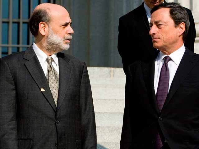SUA au investit masiv în economie și au ieșit din recesiune. Europa s-a temut să cheltuiască și acum tânjește după un dram de creștere