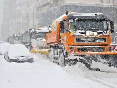 Traficul portuar a fost redeschis. Lista drumurilor naționale care rămân blocate