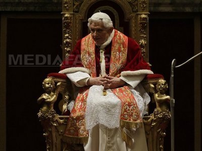 Papa Benedict al XVI-lea face apel la o presă cu mai puține subiecte negative