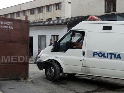 Controale la inspectoratele județene de poliție, dispuse de ministrul Stroe
